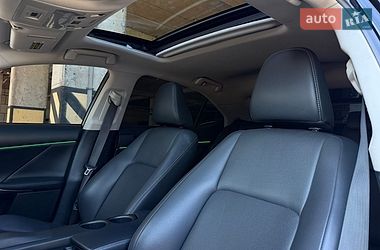 Седан Lexus IS 2015 в Киеве