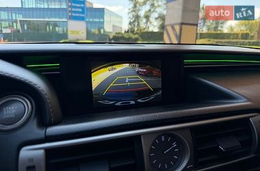 Седан Lexus IS 2015 в Киеве