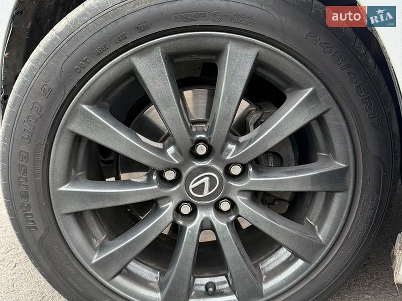 Седан Lexus IS 2006 в Броварах
