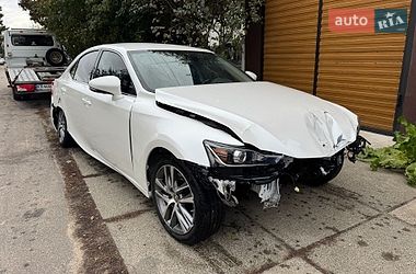 Седан Lexus IS 2017 в Киеве