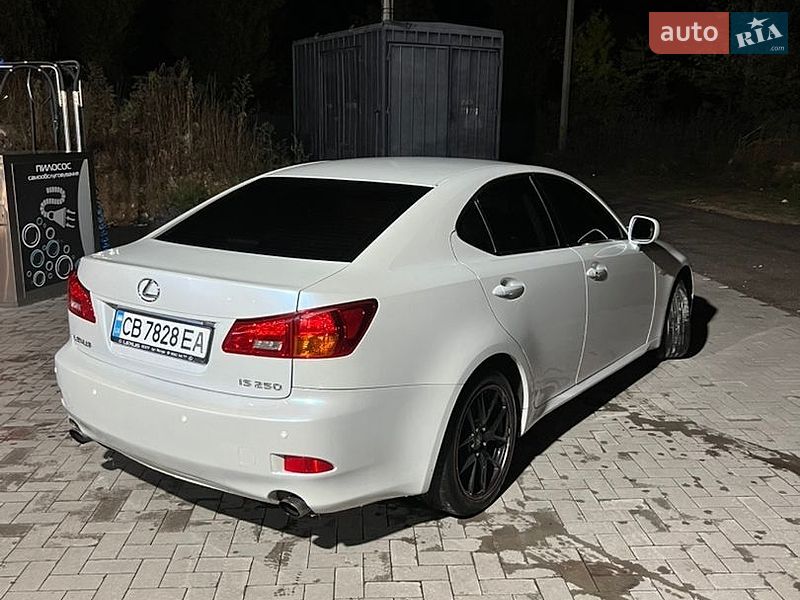 Седан Lexus IS 2007 в Чернигове