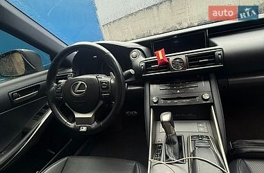 Седан Lexus IS 2017 в Борисполі