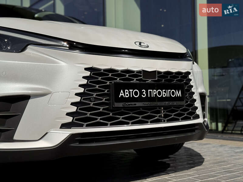 Внедорожник / Кроссовер Lexus LBX 2023 в Одессе