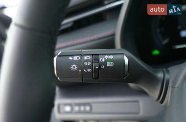 Внедорожник / Кроссовер Lexus LBX 2023 в 