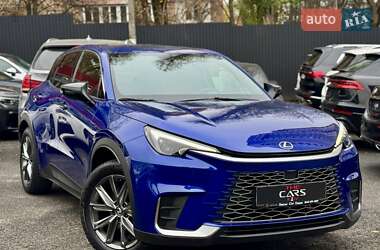 Внедорожник / Кроссовер Lexus LBX 2023 в Киеве