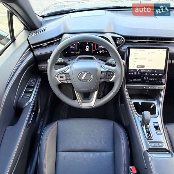 Позашляховик / Кросовер Lexus LBX 2024 в Києві фото 13 Позашляховик / Кросовер Lexus LBX 2024 в Києві