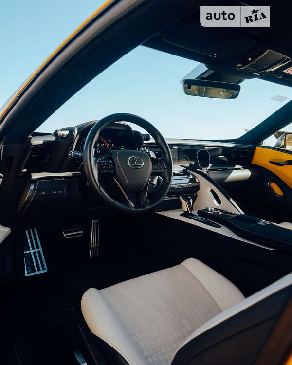 Купе Lexus LC 2019 в Одесі