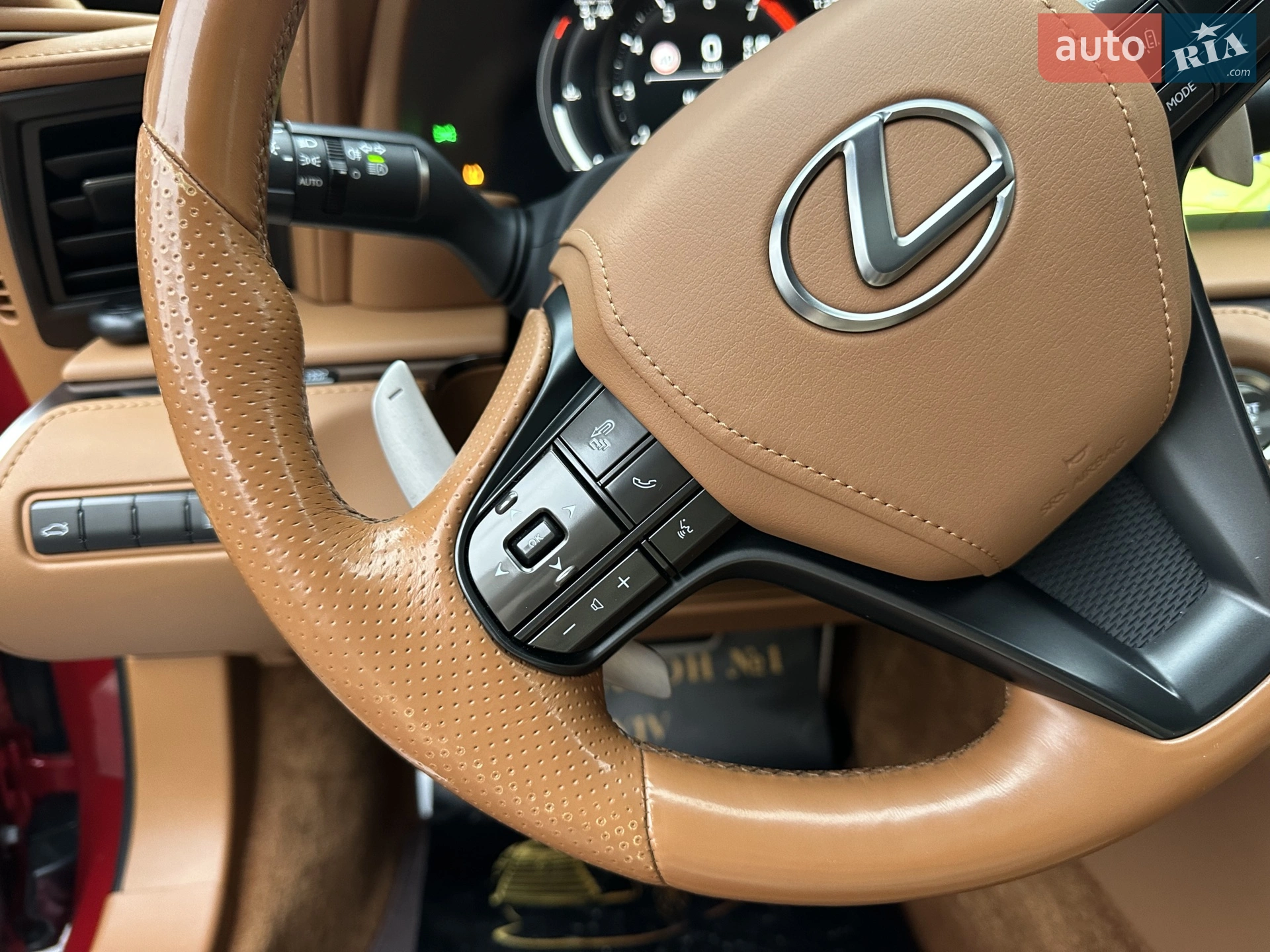 2018 Lexus LC - мініатюра 38