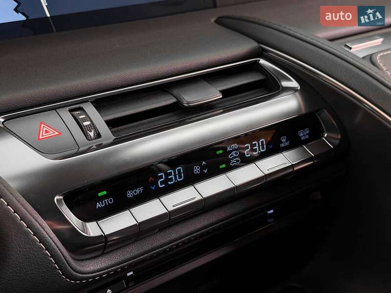 Купе Lexus LC 2022 в Киеве фото 43 Купе Lexus LC 2022 в Киеве