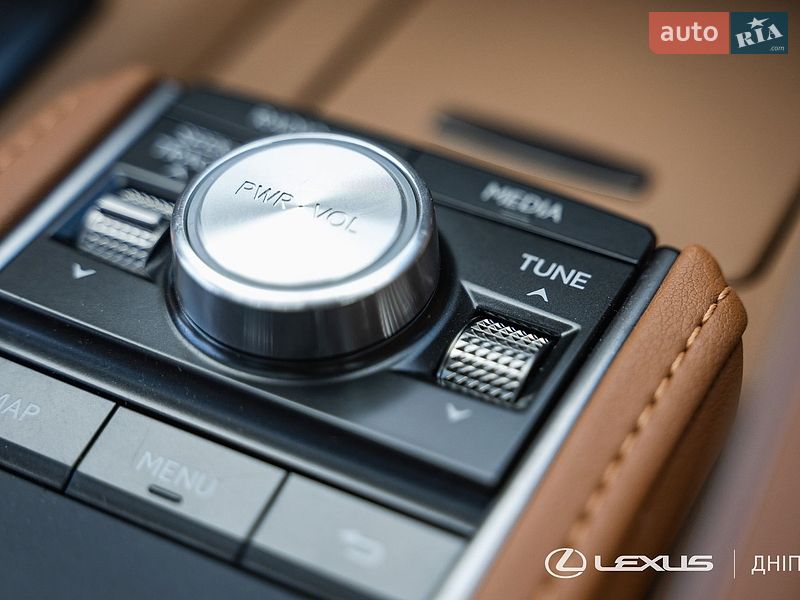 Купе Lexus LC 2022 в Днепре