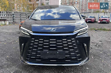 Мінівен Lexus LM 2024 в Києві