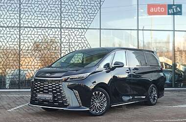 Мінівен Lexus LM 2025 в Києві