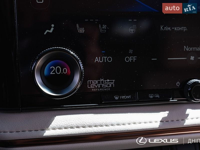 Мінівен Lexus LM 2025 в Дніпрі фото 51 Мінівен Lexus LM 2025 в Дніпрі