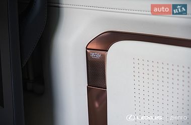 Мінівен Lexus LM 2025 в Дніпрі фото 29 Мінівен Lexus LM 2025 в Дніпрі
