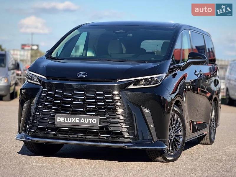 Lexus LM 2025