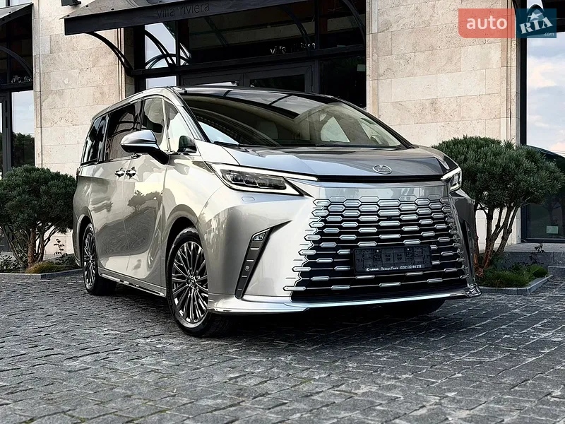 Lexus LM 2024
