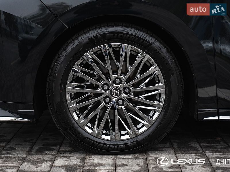 Минивэн Lexus LM 2025 в Днепре