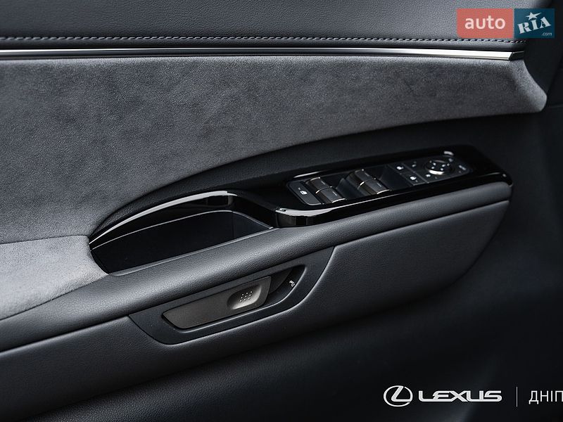 Минивэн Lexus LM 2025 в Днепре