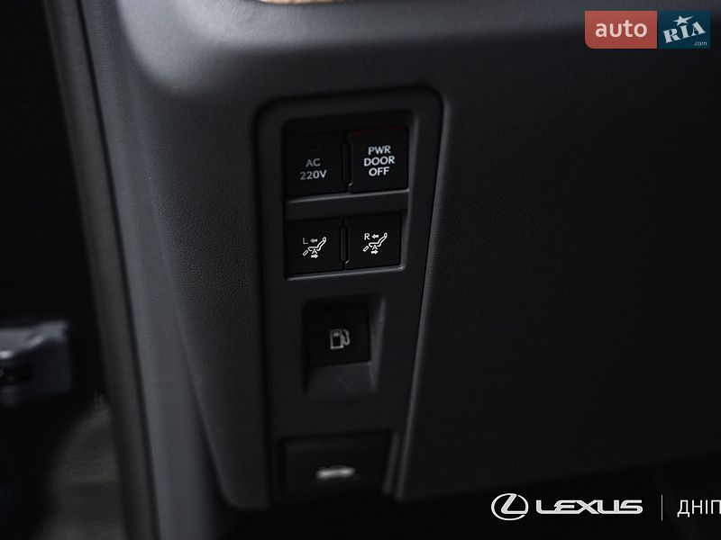 Минивэн Lexus LM 2025 в Днепре