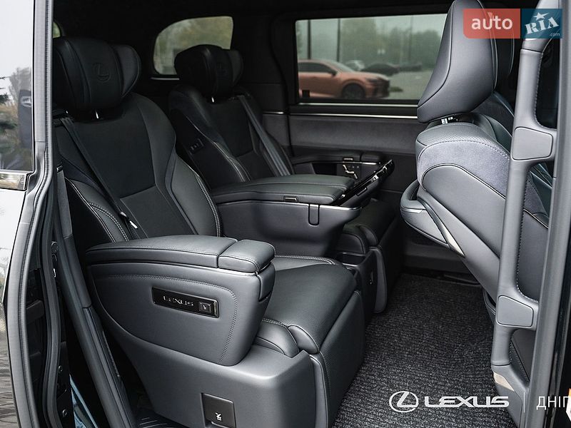 Минивэн Lexus LM 2025 в Днепре
