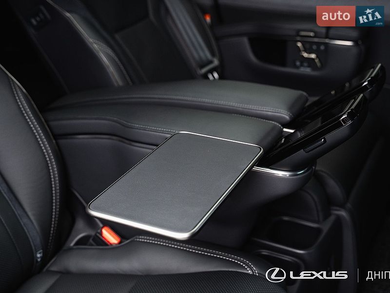 Минивэн Lexus LM 2025 в Днепре