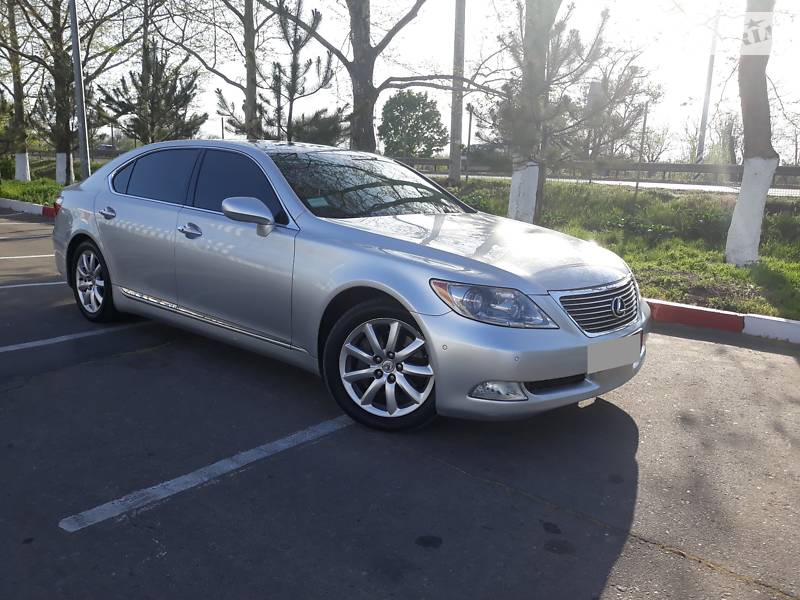 Lexus LS 2007 року