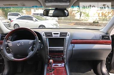 Седан Lexus LS 2008 в 