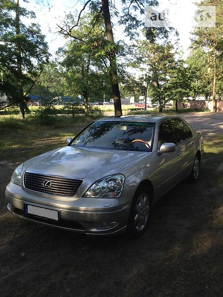 Седан Lexus LS 2003 в Киеве