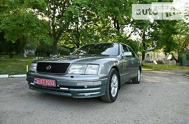 Седан Lexus LS 1995 в Черновцах