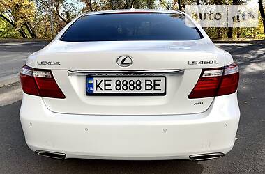 Седан Lexus LS 2008 в Киеве