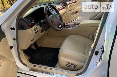 Седан Lexus LS 2008 в Киеве