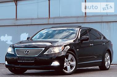 Седан Lexus LS 2008 в 