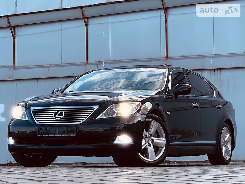 Седан Lexus LS 2008 в 