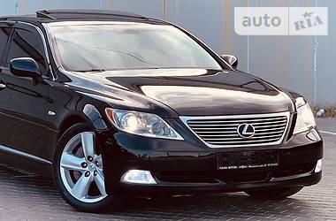 Седан Lexus LS 2008 в 
