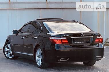 Седан Lexus LS 2008 в 