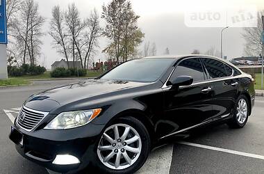 Седан Lexus LS 2008 в Киеве