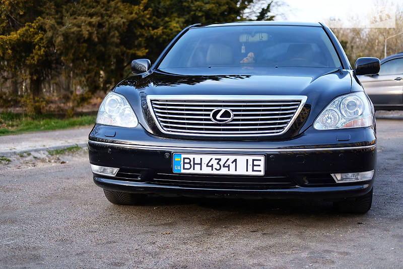 Седан Lexus LS 2004 в Одесі