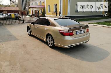Седан Lexus LS 2006 в 