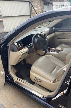 Седан Lexus LS 2007 в 
