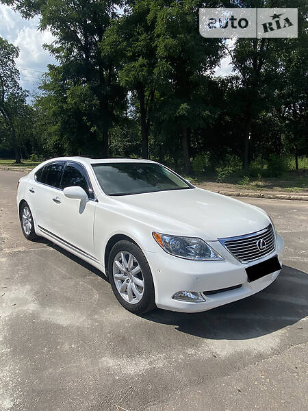 Lexus LS 2009 Lexus LS 2009