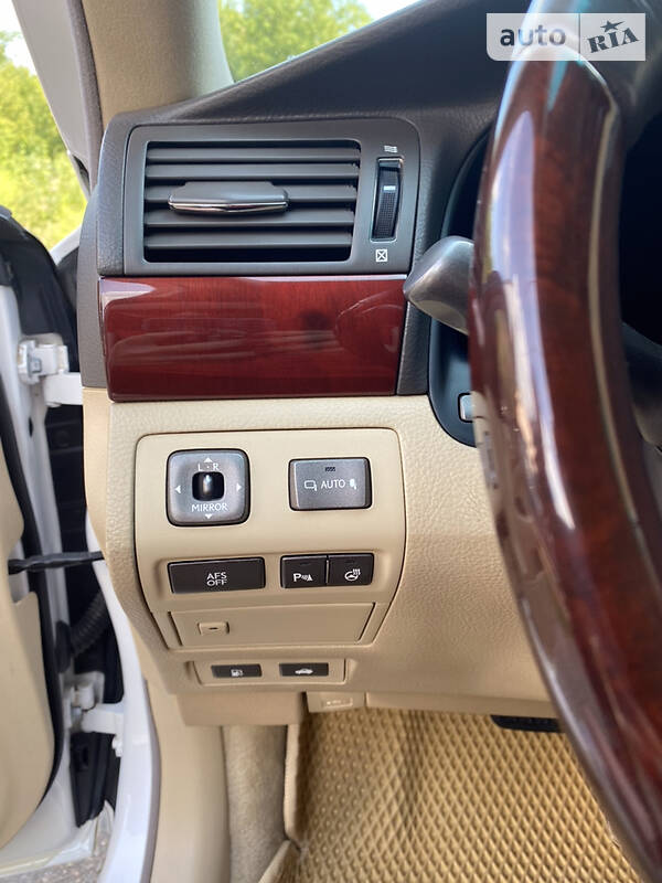 Седан Lexus LS 2009 в Кропивницькому