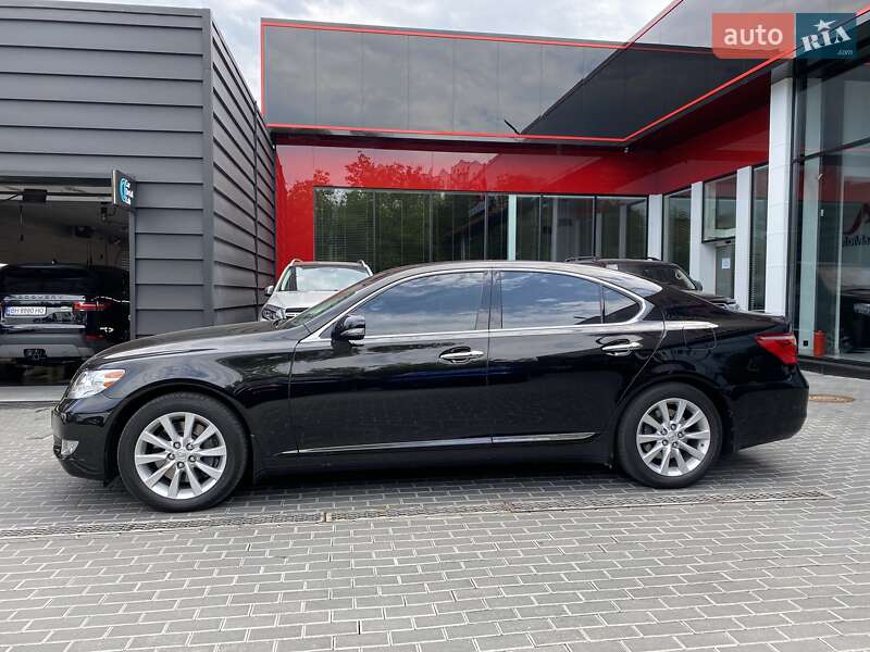 Седан Lexus LS 2011 в Одесі