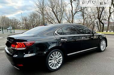 Седан Lexus LS 2014 в Киеве