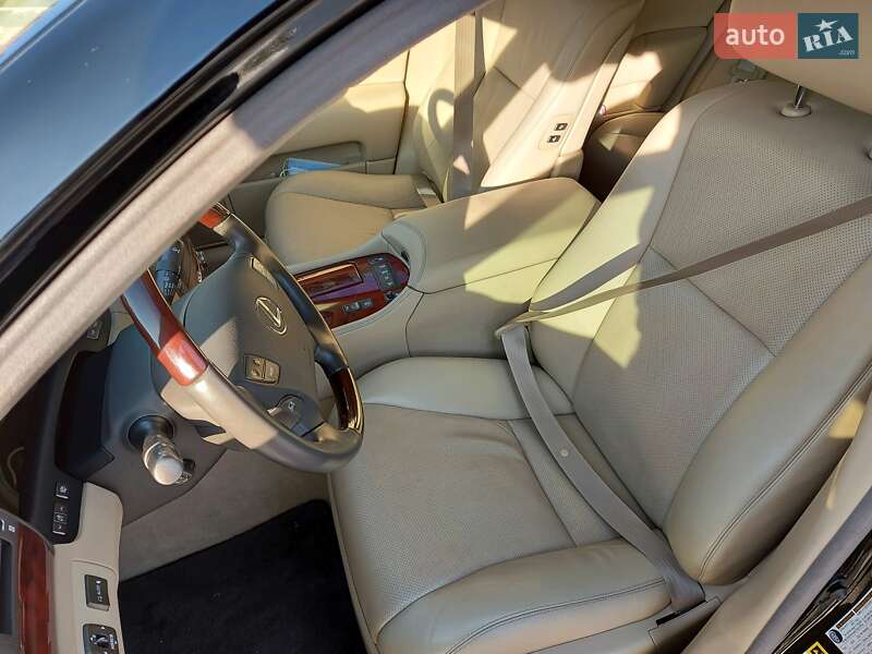 Седан Lexus LS 2008 в Ивано-Франковске