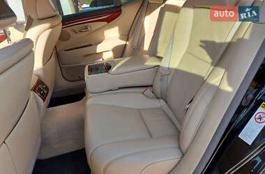 Седан Lexus LS 2008 в Ивано-Франковске