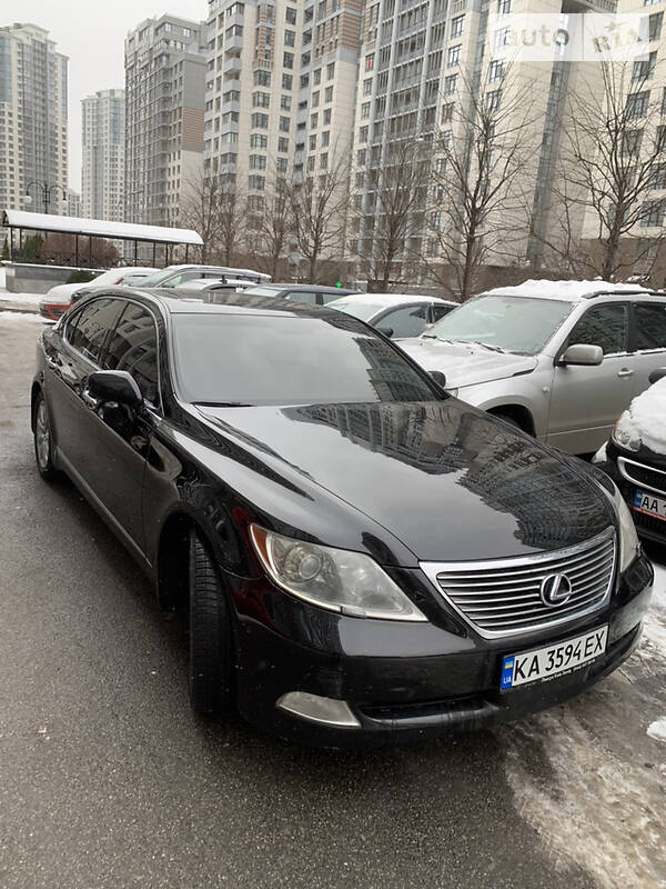 Седан Lexus LS 2007 в Києві