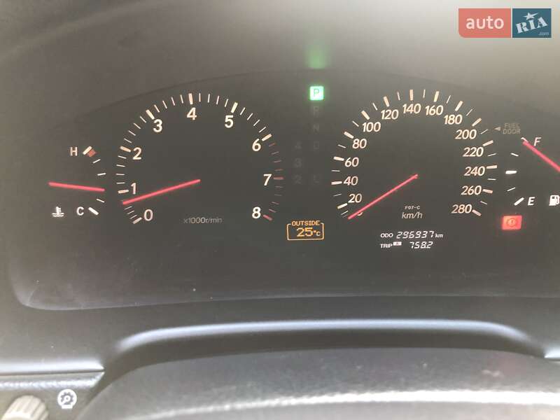 Седан Lexus LS 2003 в Одессе