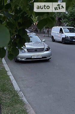 Седан Lexus LS 2001 в Києві