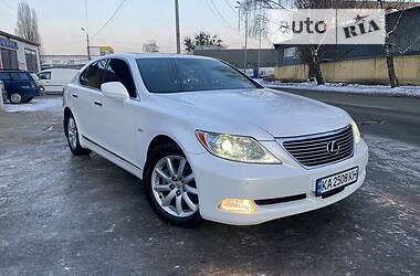 Седан Lexus LS 2008 в Києві