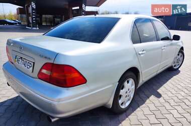 Седан Lexus LS 2002 в Желтых Водах